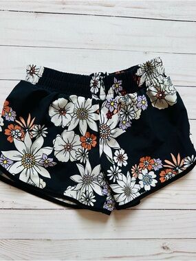 Girls DSG Athletic Shorts (size 8/9)